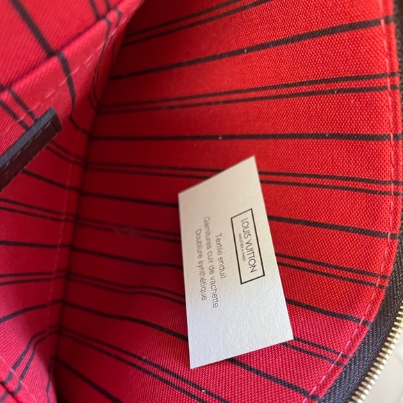 2021  WRISTLET POUCHETTE LOUIS VUITTON - Picture 3 of 6